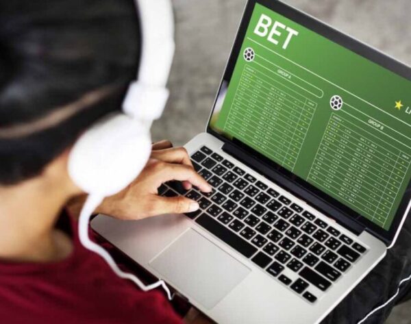 Online-Betting-1024x640